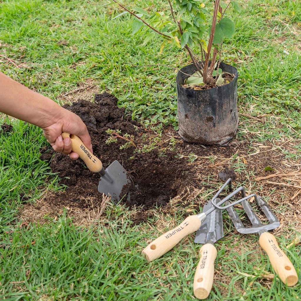 Juego de 4 herramientas de 6' para jardín, Truper